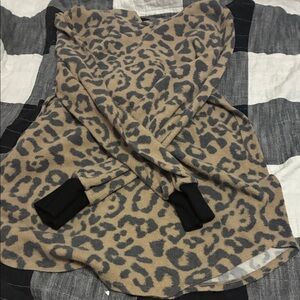 Chic Animal Print Wrap with Black Accents